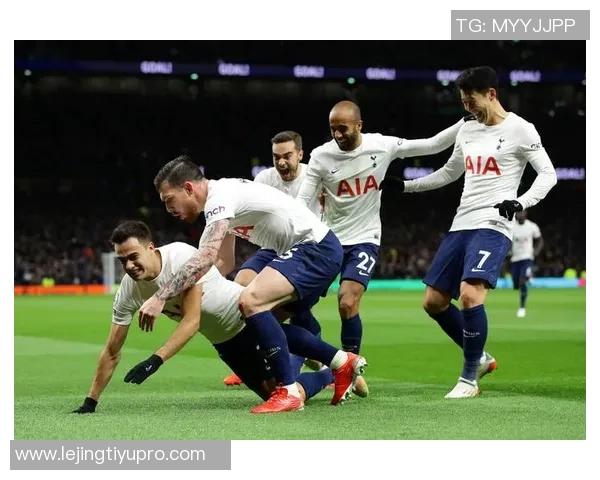 希勒预测英超焦点战热刺与曼联握手言和曼城与利物浦战平阿森纳切尔西双双取胜