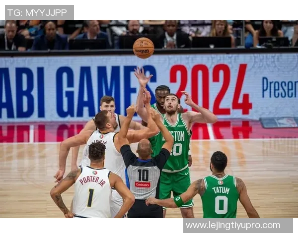 普理查德谈对手联防策略我们将把握空位果断投三分 普理查德谈对手联防策略我们将把握空位果断投三分