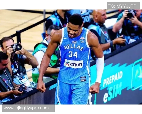 字母哥复出表现惊艳限时出战24分钟砍下29分8篮板