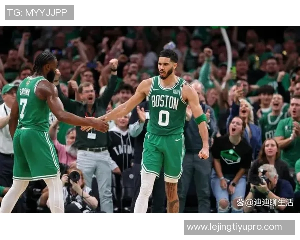 塔图姆六个月康复打卡期待早日归来球迷纷纷送祝福