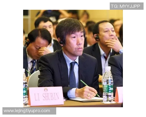 王洪亮展现执教潜力足协或将继续给予其机会 王洪亮展现执教潜力足协或将继续给予其机会