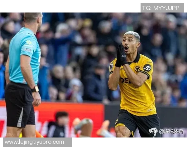 英媒报道狼队希望重新签回特劳雷以提升球队表现和士气 英媒报道狼队希望重新签回特劳雷以提升球队表现和士气