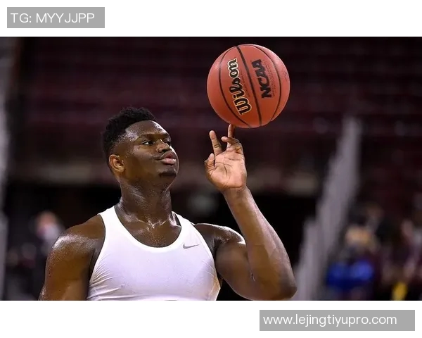 锡安首节表现抢眼2中1加罚球4中6收获6分2前场篮板 锡安首节表现抢眼2中1加罚球4中6收获6分2前场篮板